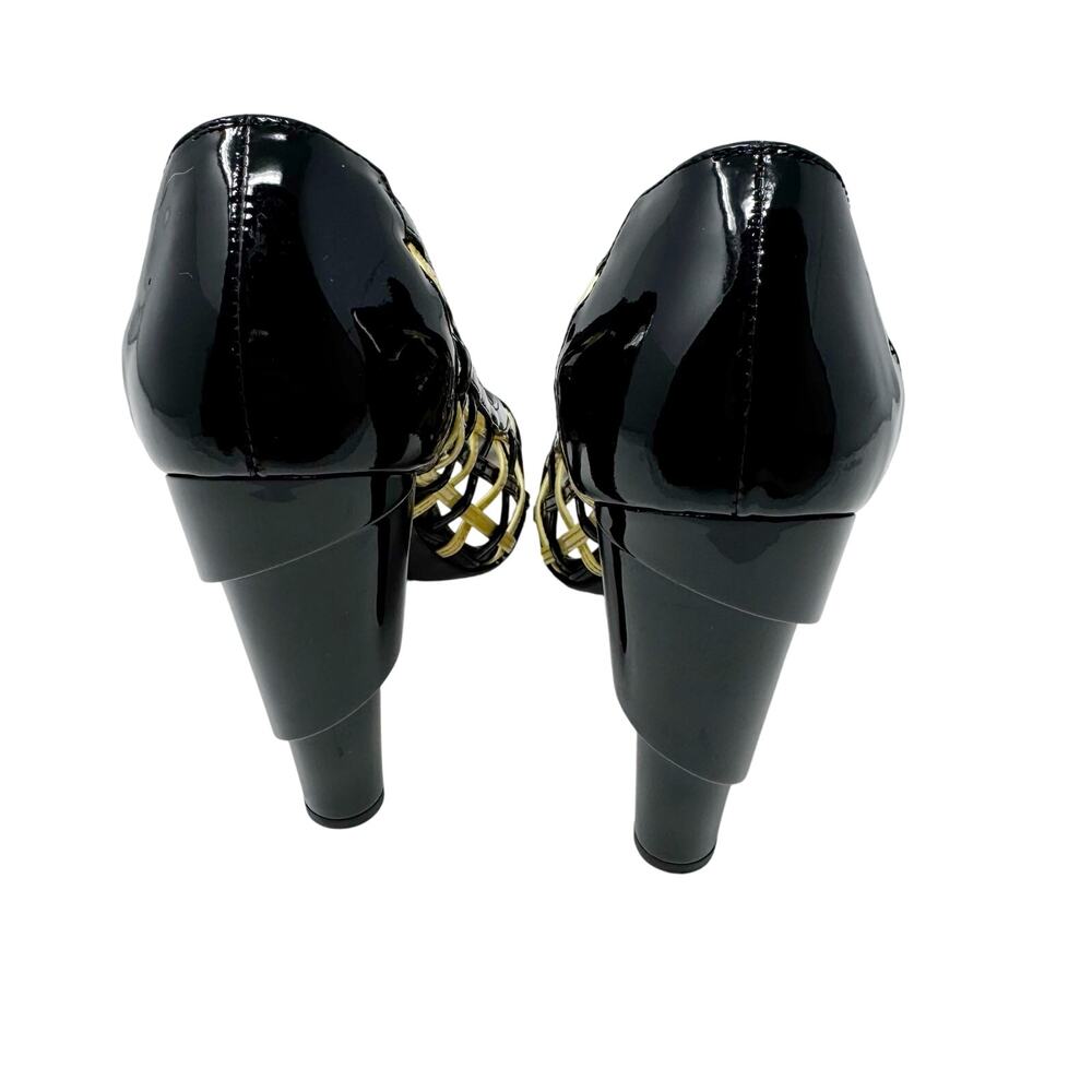 Chanel Black Patent Lattice Heels Yellow Trim CC Logo Pumps EU 39 - Picture 4 of 11